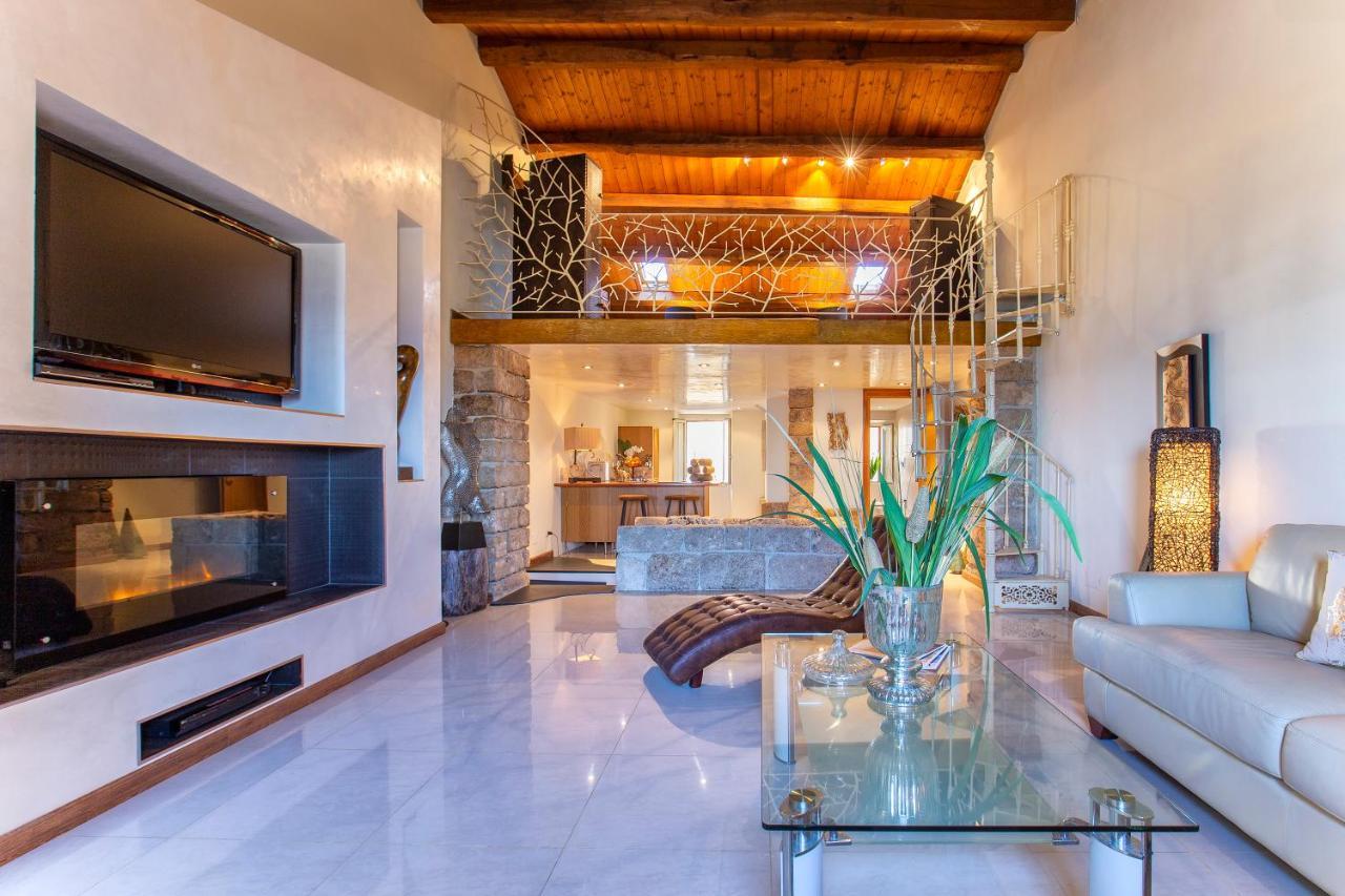 Апартаменты Sardinia Re - Cavour Loft Sea View Альгеро Экстерьер фото
